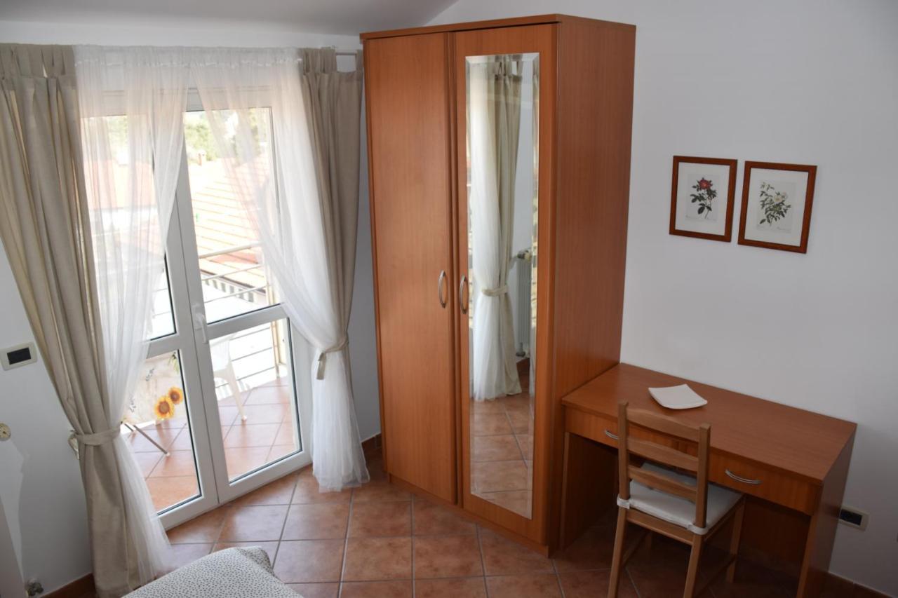 Rooms And Apartments Robert Rovinj Luaran gambar
