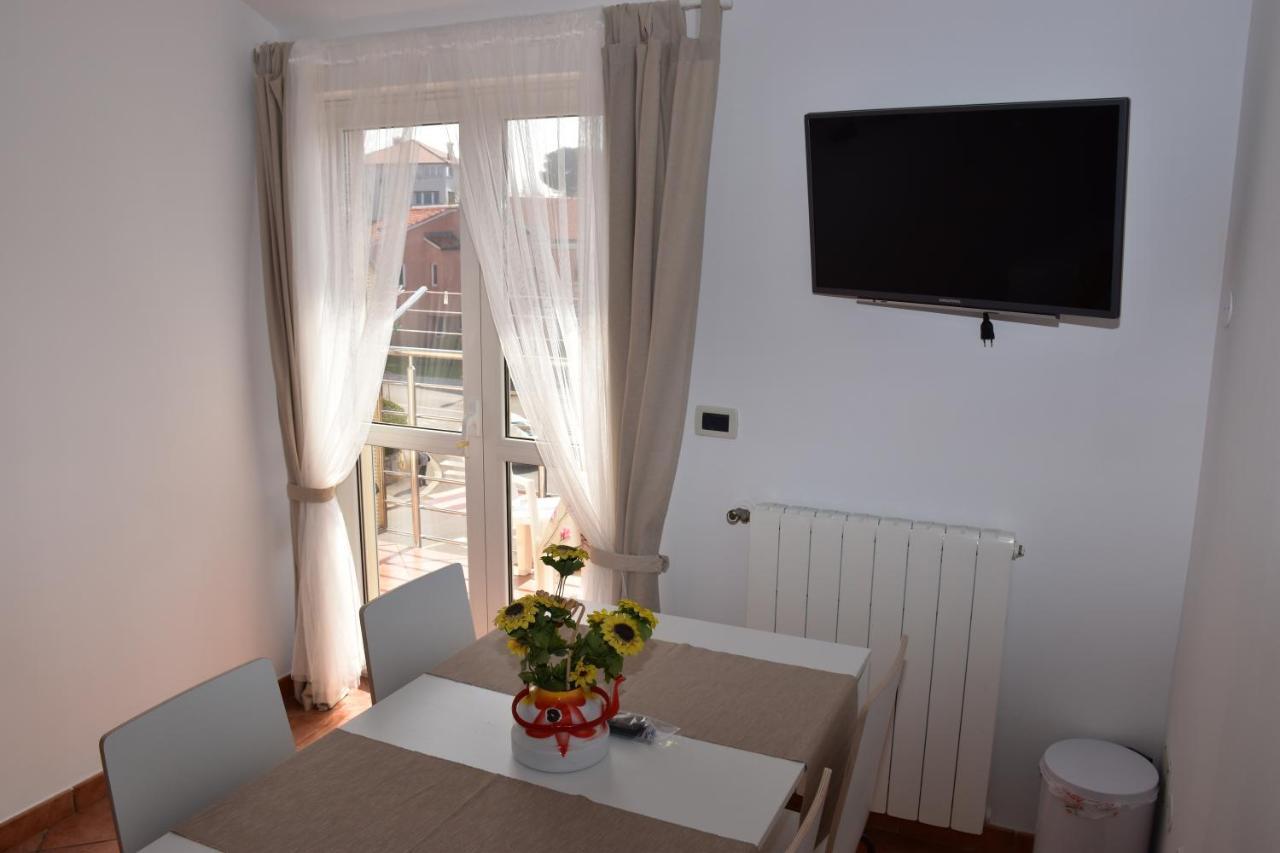 Rooms And Apartments Robert Rovinj Luaran gambar